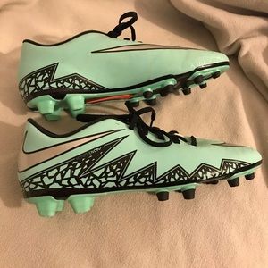 Nike HyperVenom Green Glow